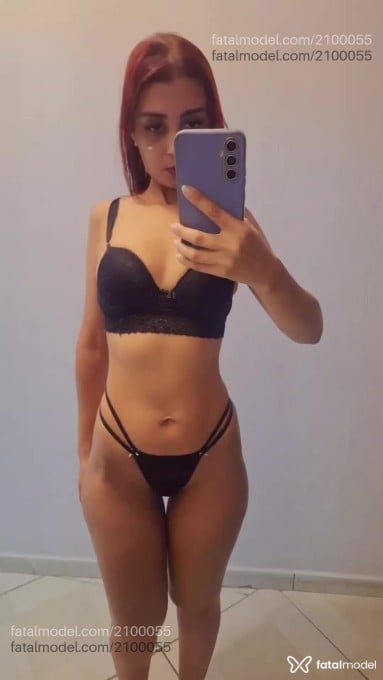 Acompanhante mulher ruiva (o) de olhos castanhos - Larah Acompanhante mulher ruiva (o) de olhos castanhos - Larah