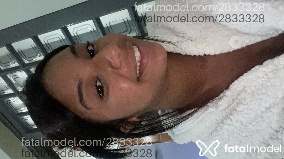 Acompanhante mulher com cabelo castanho de olhos castanhos em Limeira - Bebel