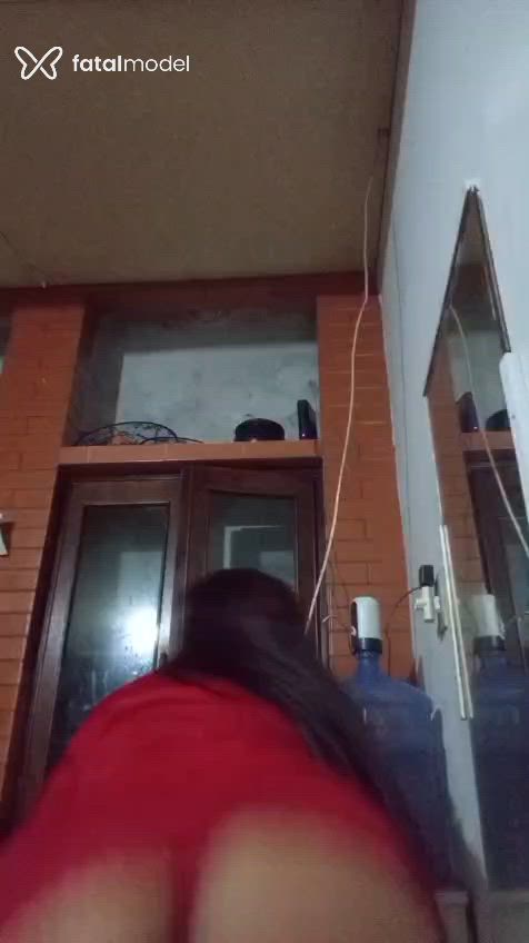 Acompanhante mulher com cabelo castanho de olhos castanhos - Brenda