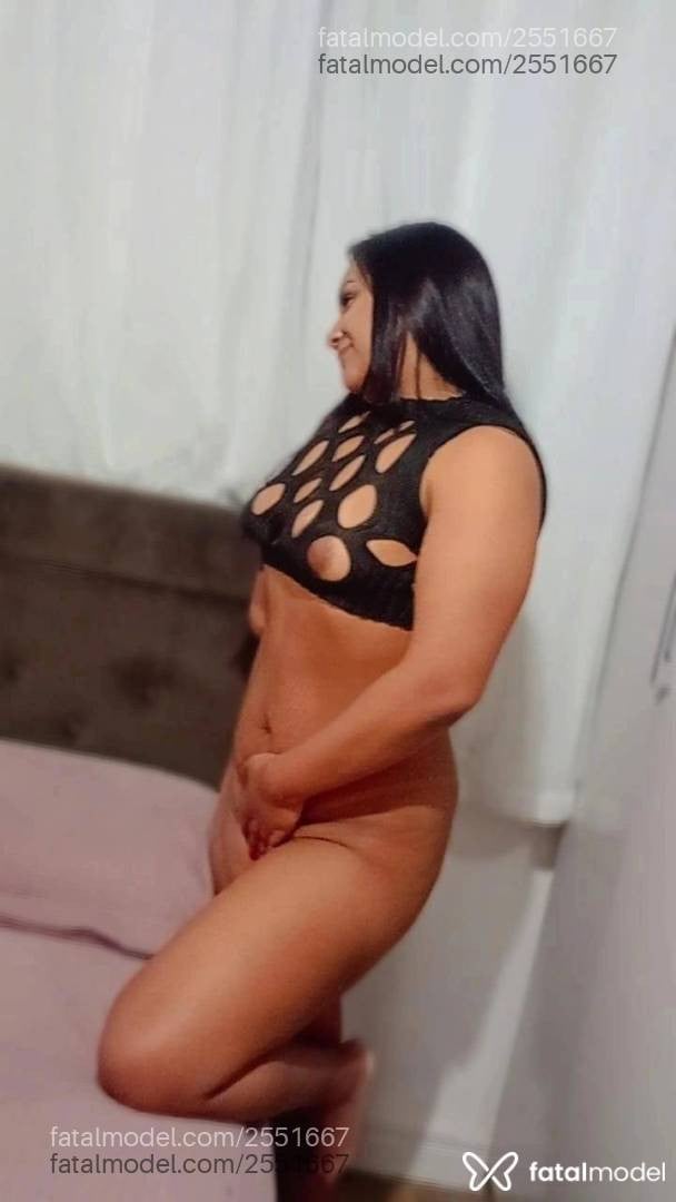 Acompanhante mulher com cabelo castanho de olhos castanhos - Brenda