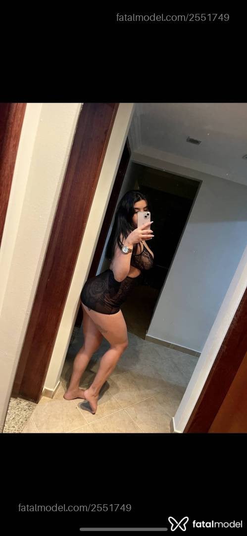 Acompanhante mulher morena (o) de olhos pretos - Lunna