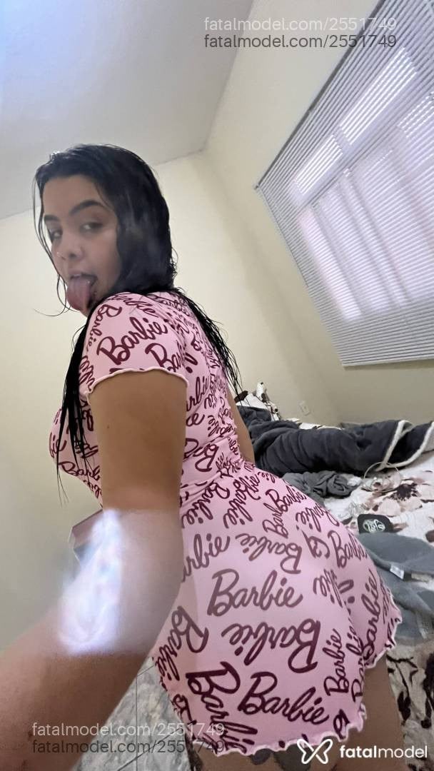 Acompanhante mulher morena (o) de olhos pretos - Lunna