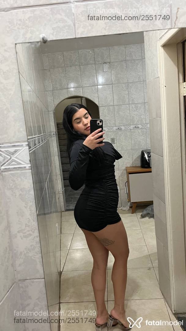 Acompanhante mulher morena (o) de olhos pretos - Lunna Acompanhante mulher morena (o) de olhos pretos - Lunna