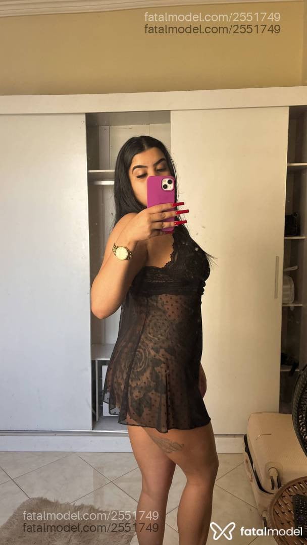 Acompanhante mulher morena (o) de olhos pretos - Lunna