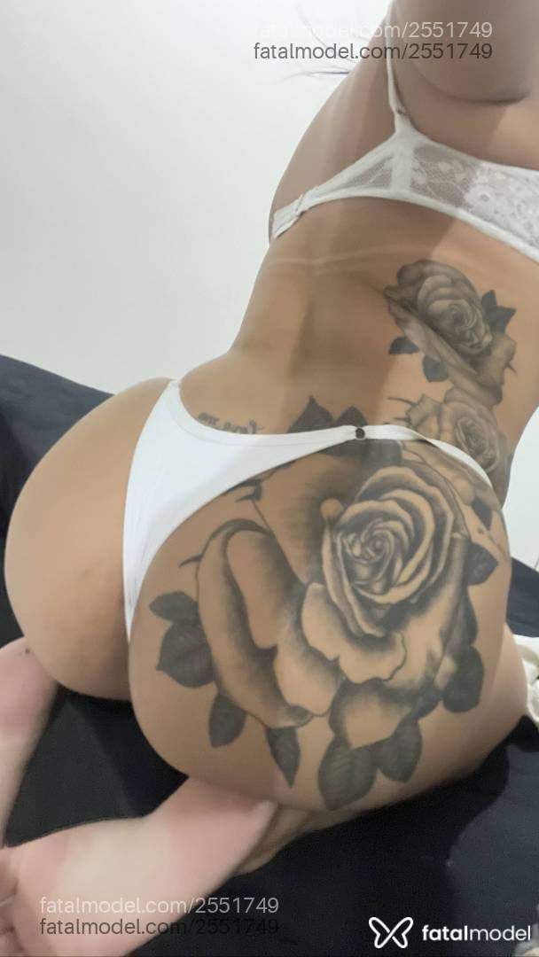 Acompanhante mulher morena (o) de olhos pretos em Viçosa - Lunna