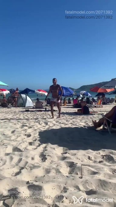 Acompanhante homem com cabelo castanho de olhos castanhos em Florianópolis - Marlon Rodrigues