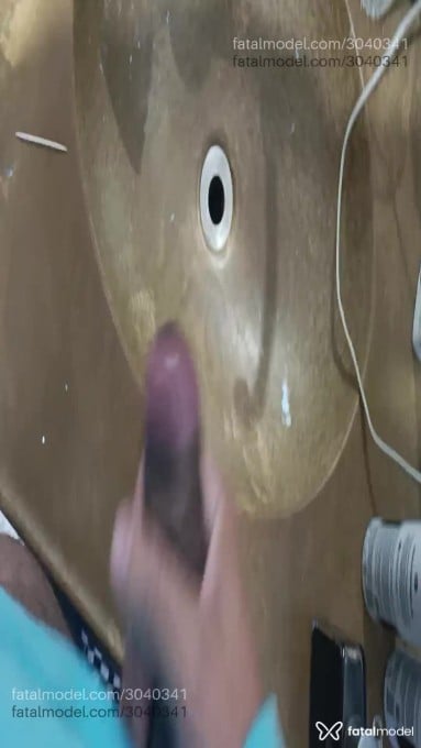 Acompanhante homem com cabelo castanho de olhos castanhos em São Paulo - Curioso
