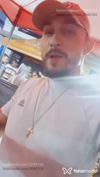 Acompanhante homem com cabelo castanho de olhos castanhos em Fortaleza - Tattuadoo