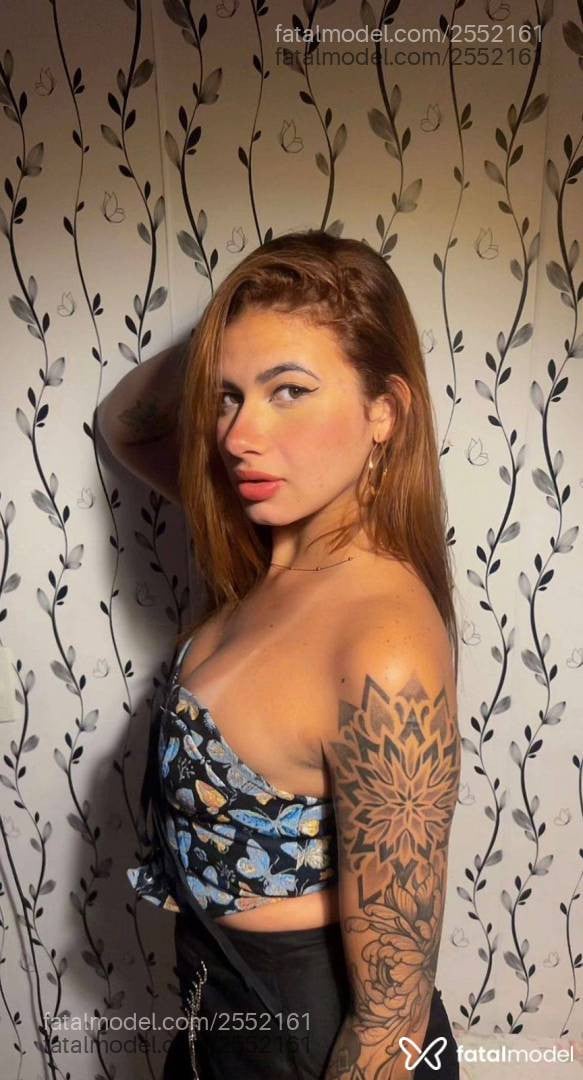 Acompanhante mulher ruiva (o) de olhos castanhos em Vila Velha - Anastácia
