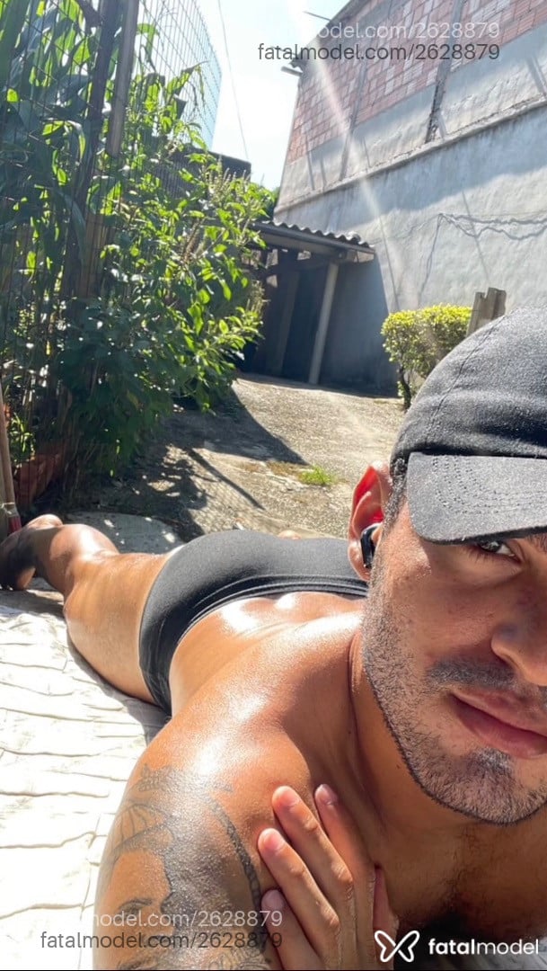 Acompanhante homem morena (o) de olhos castanhos em Belo Horizonte - Henrique Maia