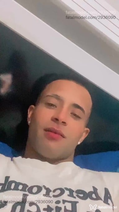Acompanhante homem com cabelo castanho de olhos castanhos em Sete Lagoas - Maicon Douglas