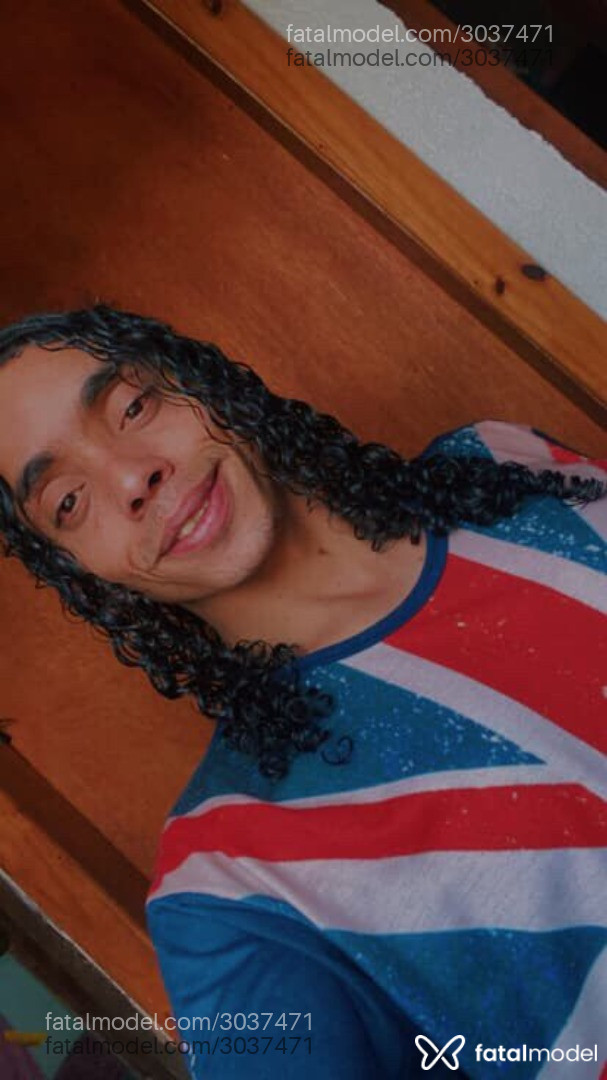 Acompanhante homem com cabelo castanho de olhos castanhos em Virtual - Gustavo Bbandeira
