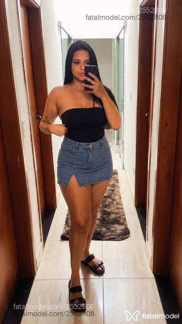 Acompanhante mulher morena (o) de olhos castanhos - Bruna Mendes Acompanhante mulher morena (o) de olhos castanhos - Bruna Mendes