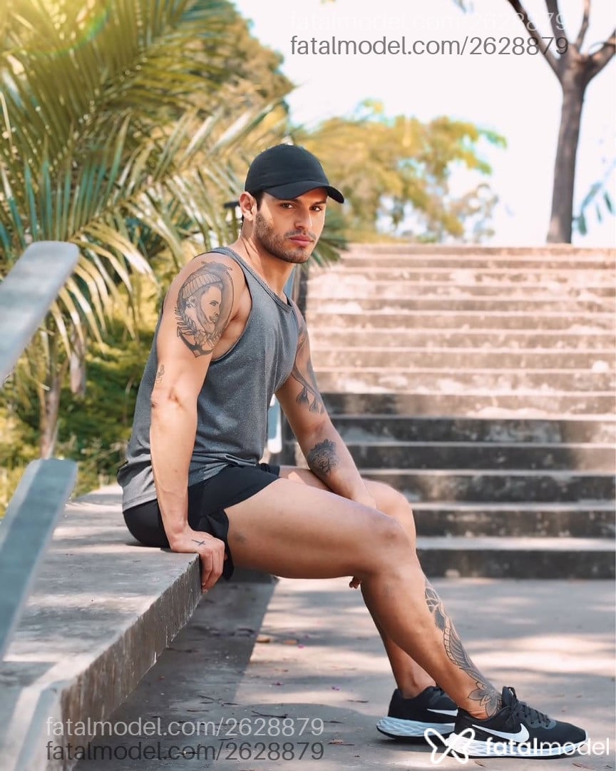 Acompanhante homem morena (o) de olhos castanhos em Belo Horizonte - Henrique Maia