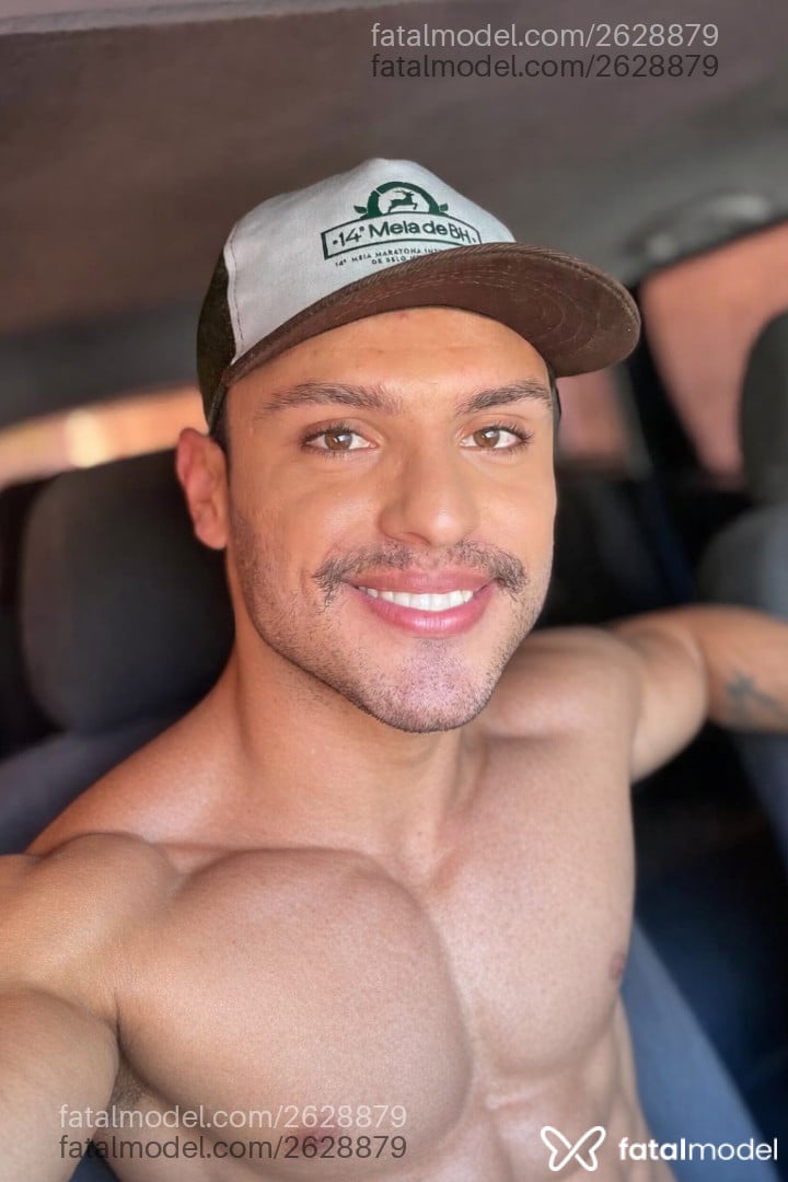 Acompanhante homem morena (o) de olhos castanhos em Belo Horizonte - Henrique Maia