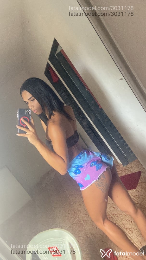 Acompanhante mulher trans morena (o) de olhos pretos em Goiânia - Larissa