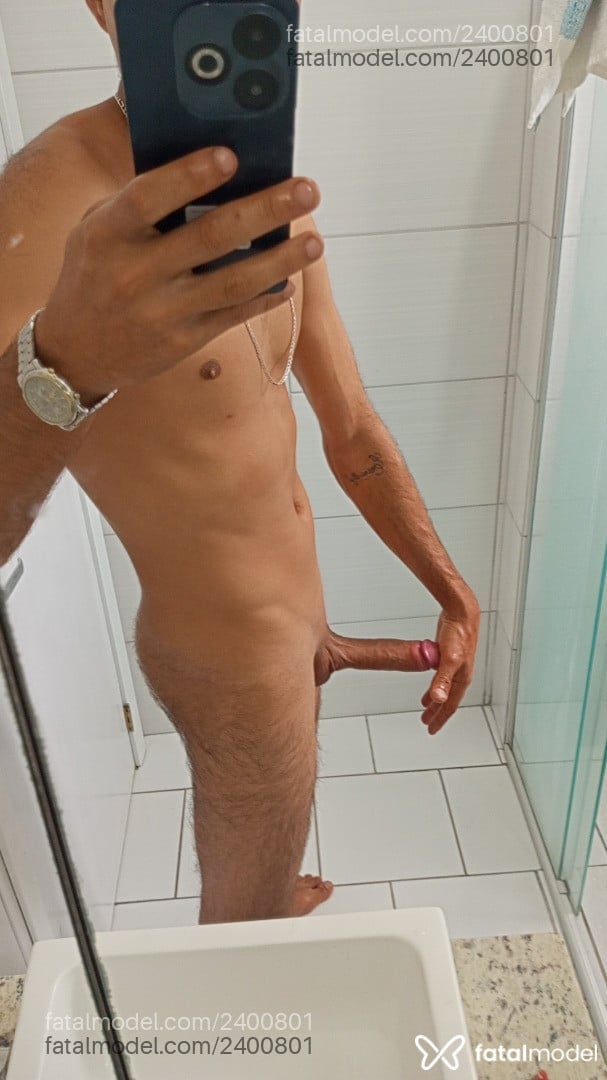 Acompanhante homem morena (o) de olhos castanhos em Bento Gonçalves Acompanhante homem morena (o) de olhos castanhos em Bento Gonçalves - Magrin