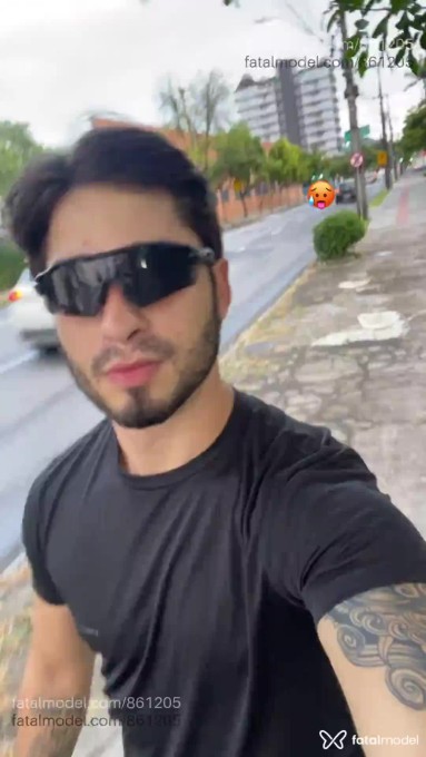 Acompanhante homem com cabelo castanho de olhos castanhos em Campo Grande - Arthur Molina