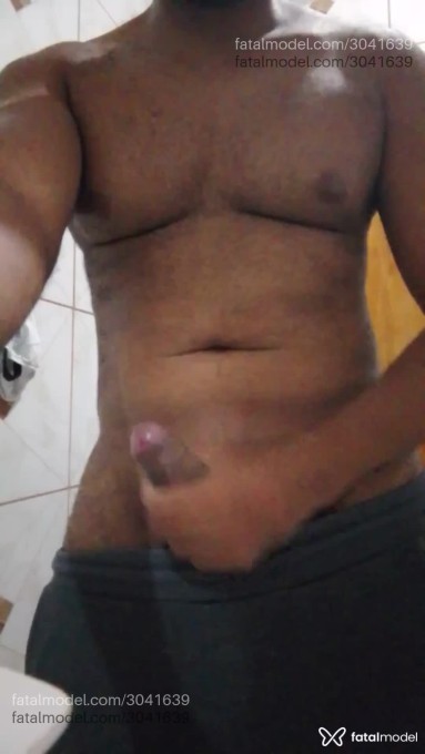 Acompanhante homem morena (o) de olhos castanhos em Virtual - Alberto Diniz