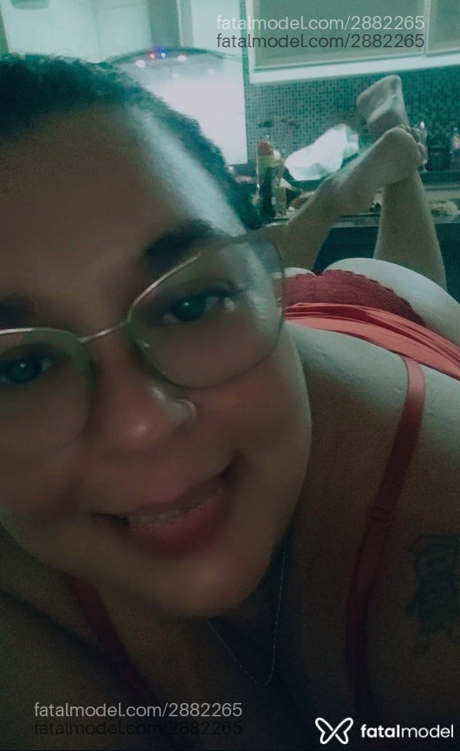 Acompanhante mulher morena (o) de olhos pretos em Duque de Caxias - Savahna