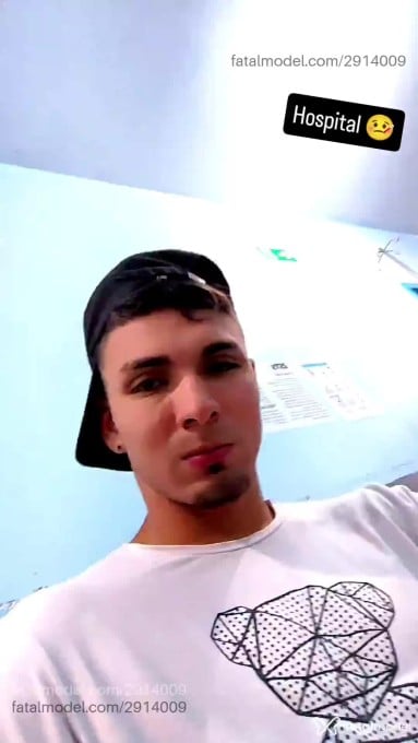Acompanhante homem morena (o) de olhos castanhos - Sandro