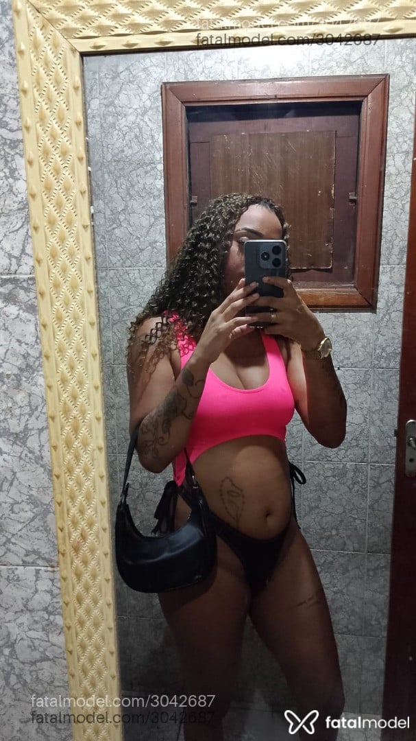 Acompanhante mulher com cabelo castanho de olhos castanhos em Rio de Janeiro - Nayane