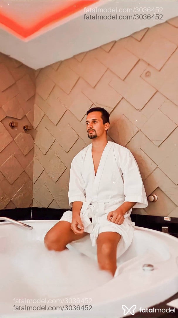 Acompanhante homem com cabelo castanho de olhos castanhos - Lucas Matheus Acompanhante homem com cabelo castanho de olhos castanhos - Lucas Matheus