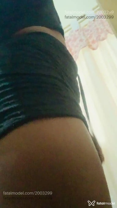 Acompanhante mulher trans morena (o) de olhos pretos em Uberlândia - Indinha