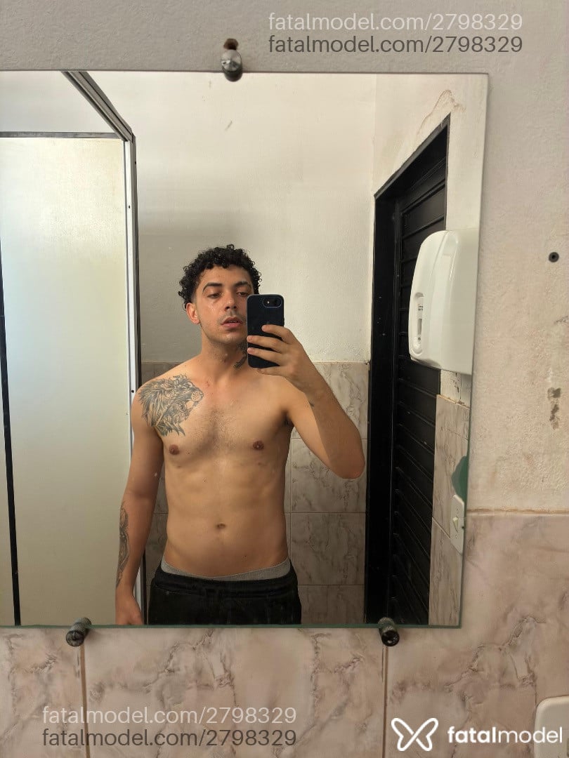 Acompanhante homem com cabelo castanho de olhos castanhos em Uberaba - Angel Vitor