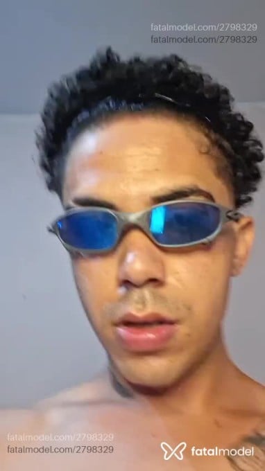 Acompanhante homem com cabelo castanho de olhos castanhos em Uberaba - Angel Vitor