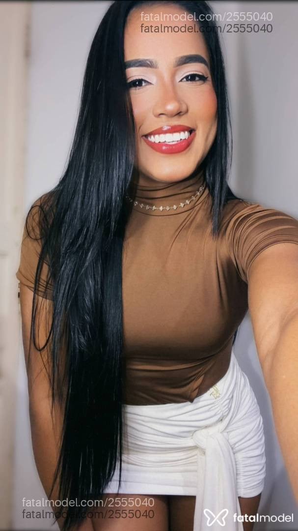 Acompanhante mulher morena (o) de olhos pretos - Manuh Alves