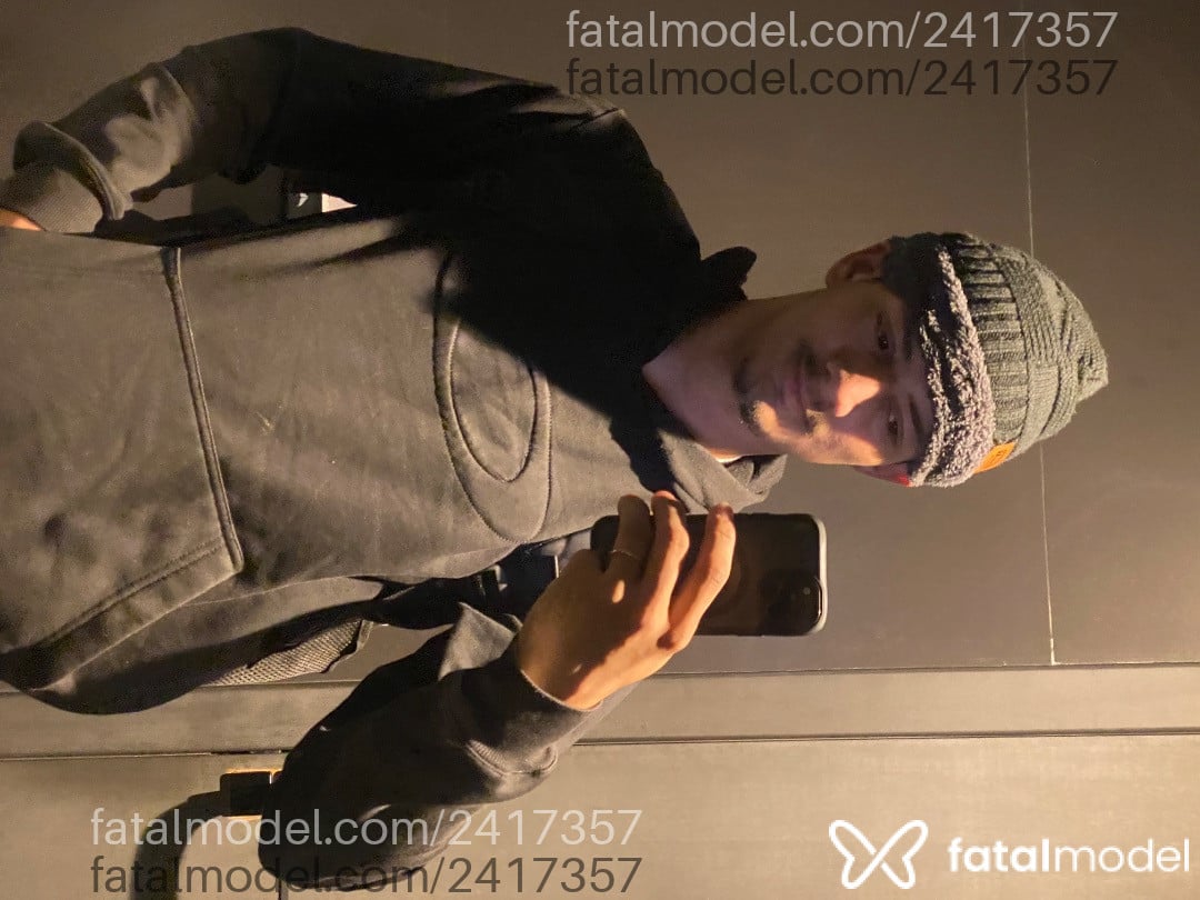Acompanhante homem morena (o) de olhos castanhos em São Paulo - Lucas Ferraz