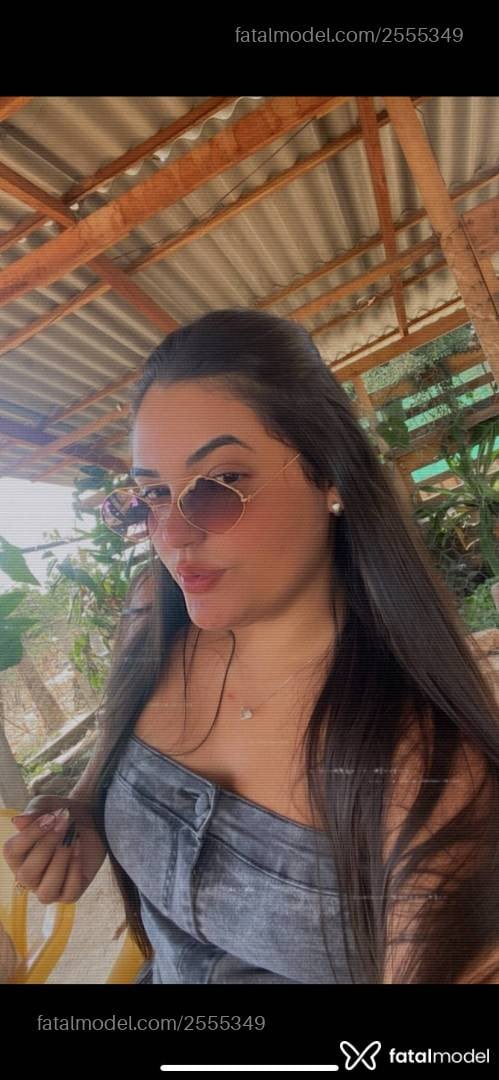 Acompanhante mulher morena (o) de olhos castanhos - Mafe