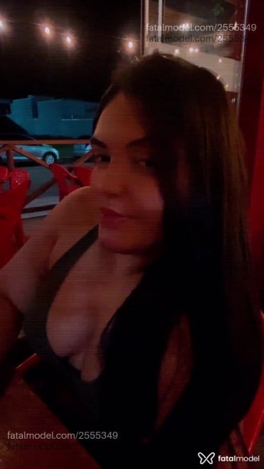 Acompanhante mulher morena (o) de olhos castanhos em Peixoto de Azevedo Acompanhante mulher morena (o) de olhos castanhos em Peixoto de Azevedo - Jadeh