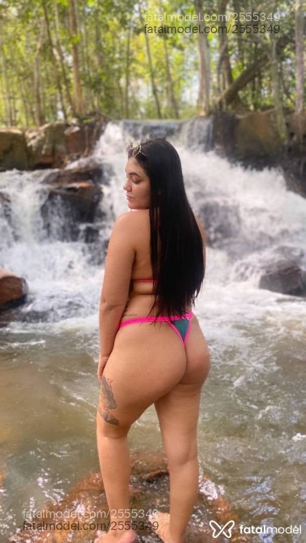 Acompanhante mulher morena (o) de olhos castanhos em Peixoto de Azevedo Acompanhante mulher morena (o) de olhos castanhos em Peixoto de Azevedo - Jadeh