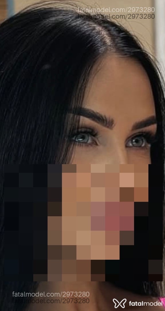 Acompanhante mulher morena (o) de olhos azuis em Balneário Camboriú - Luna Fit