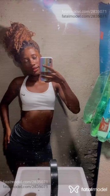 Acompanhante mulher morena (o) de olhos pretos em Rio de Janeiro Acompanhante mulher morena (o) de olhos pretos em Rio de Janeiro - Kemilly Ni