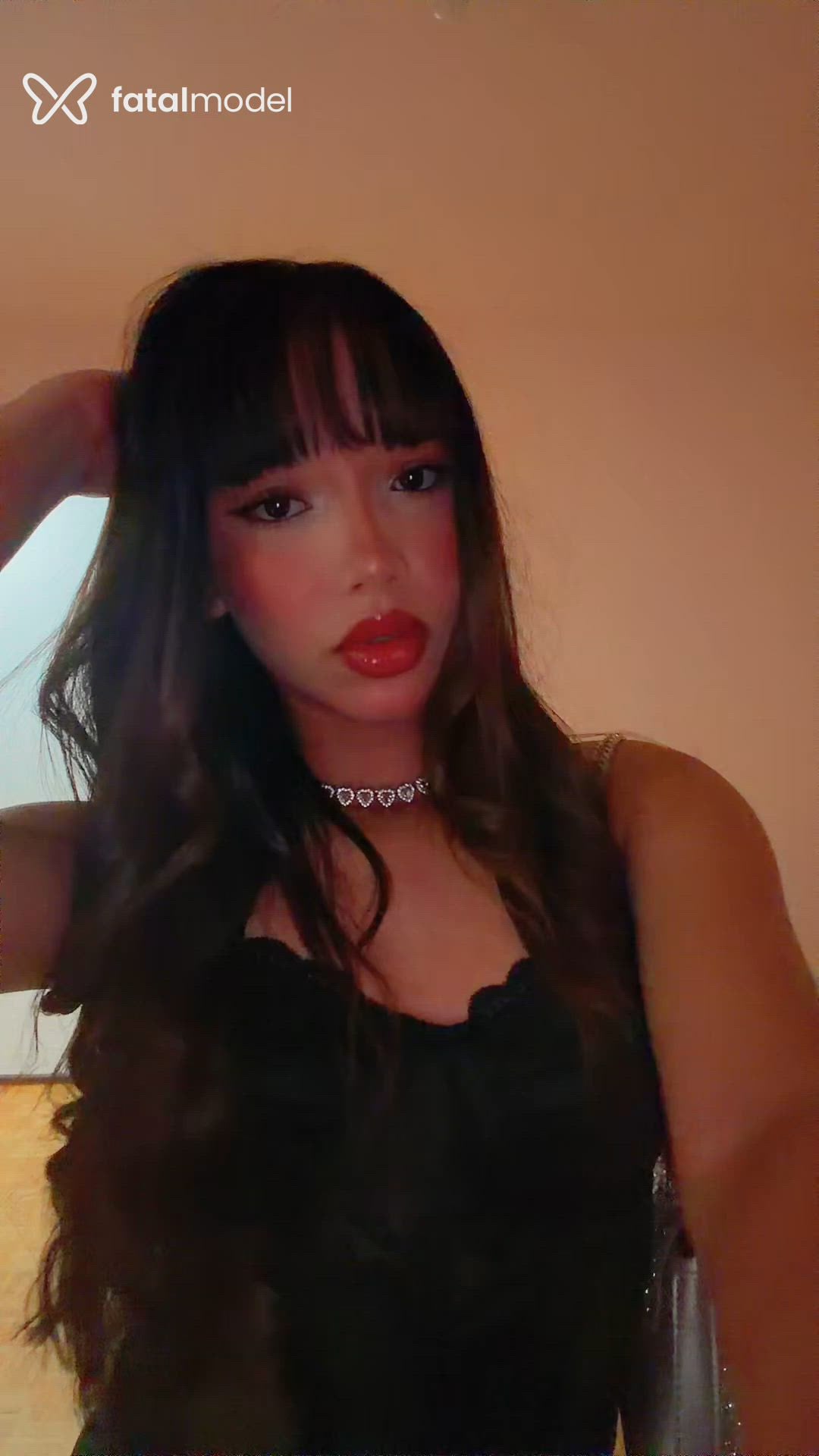 Acompanhante mulher morena (o) de olhos castanhos - Larissa