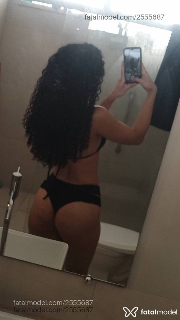 Acompanhante mulher com cabelo castanho de olhos castanhos - Gabriela
