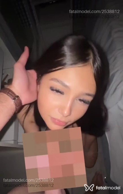 Acompanhante mulher trans morena (o) de olhos mel em Belo Horizonte Acompanhante mulher trans morena (o) de olhos mel em Belo Horizonte - Aria