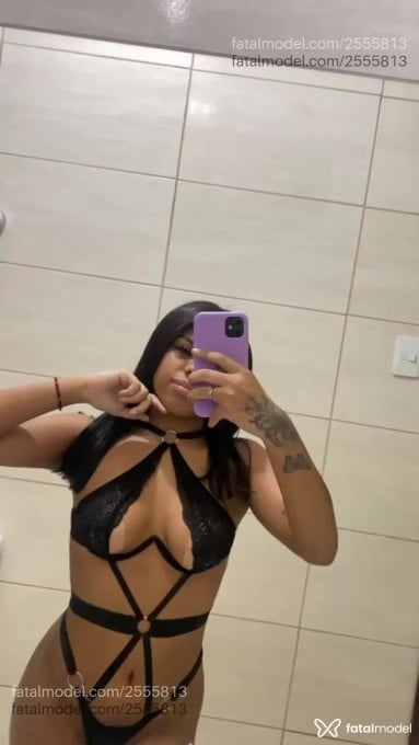 Acompanhante mulher com cabelo castanho de olhos pretos em Contagem - Fernanda Oliveira