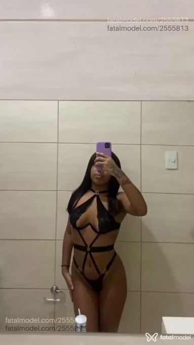 Acompanhante mulher com cabelo castanho de olhos pretos em Contagem - Fernanda Oliveira