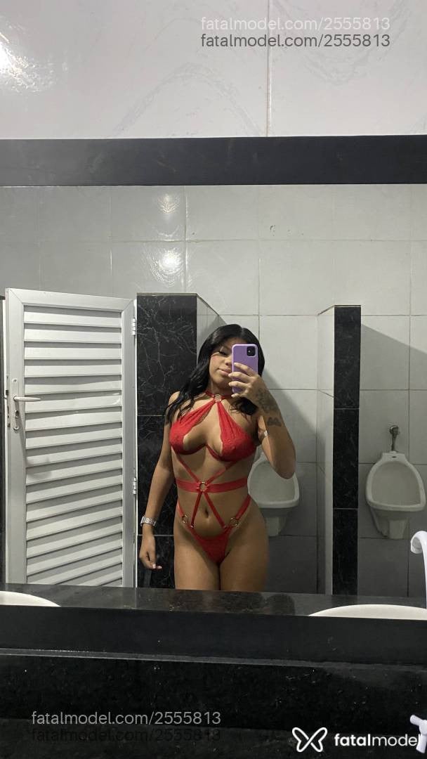 Acompanhante mulher com cabelo castanho de olhos pretos em Contagem - Fernanda Oliveira