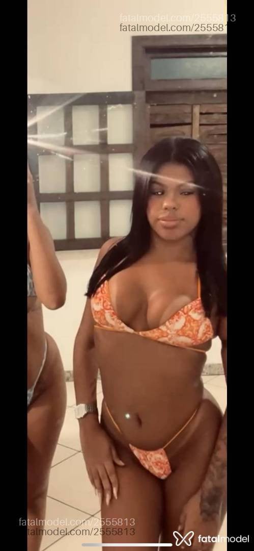 Acompanhante mulher com cabelo castanho de olhos pretos em Contagem - Fernanda Oliveira