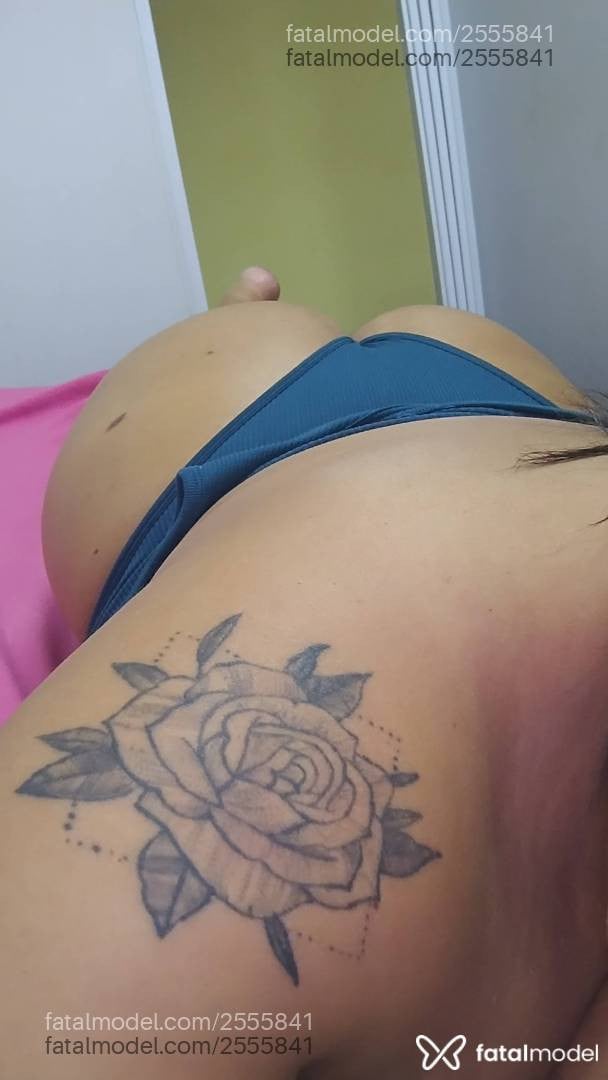 Acompanhante mulher com cabelo castanho de olhos castanhos em Rio de Janeiro - Babizinha