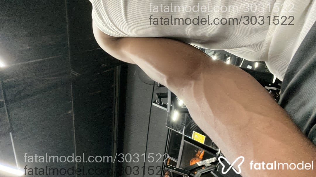 Acompanhante homem morena (o) de olhos castanhos em Salvador - Vitor Schidmt