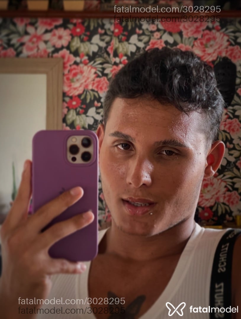 Acompanhante homem ruiva (o) de olhos mel em São Roque - Willarruda