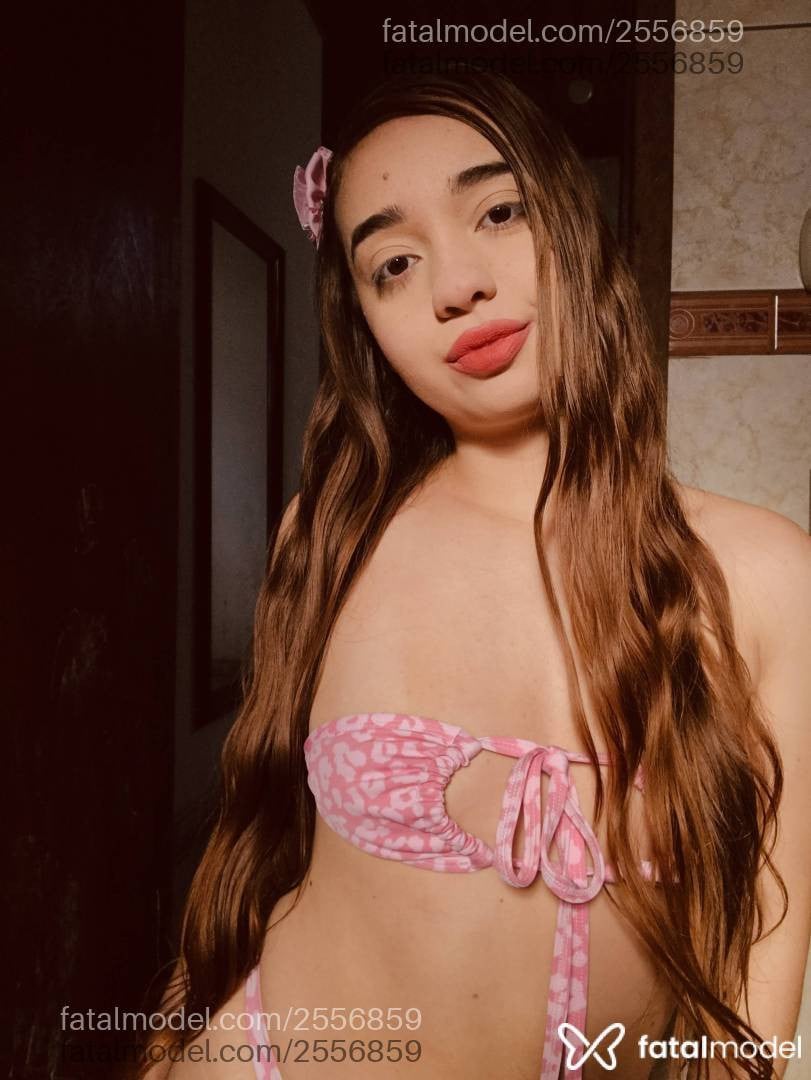 Acompanhante mulher com cabelo castanho de olhos castanhos em Juiz de Fora - Sophie Albuquerque