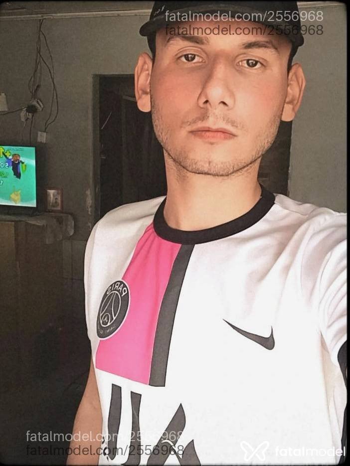 Acompanhante homem morena (o) de olhos castanhos em Cachoeirinha - Gael Martins