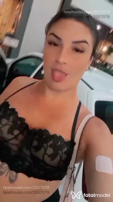 Acompanhante mulher trans com cabelo castanho de olhos castanhos - Safira Gabrielly